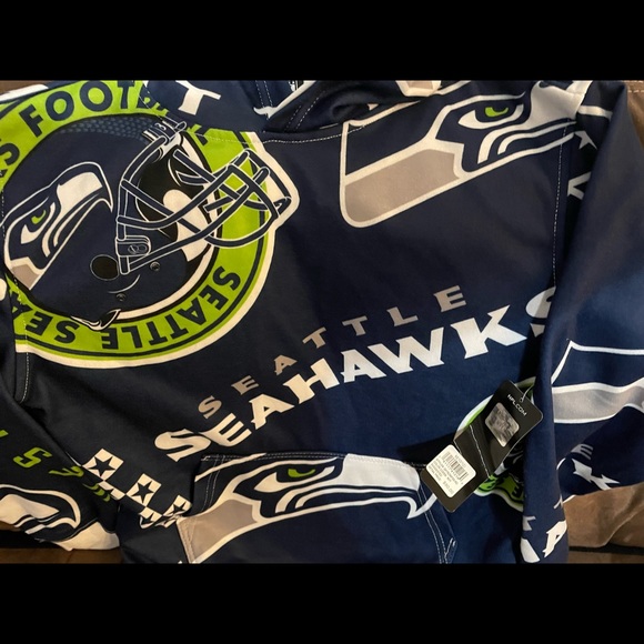 Seattle Seahawks Youth Hoodie - Picture 2 of 10